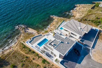 Beachfront Villa Retreat with Pool in Novigrad