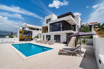 Beachfront Villa Retreat with Pool in Novigrad