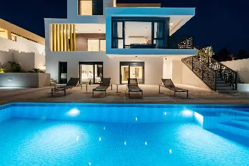 Beachfront Villa Retreat with Pool in Novigrad