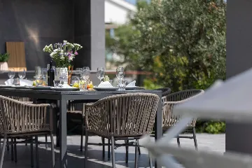 Family Villa Retreat with Pool, Kaštel Stari