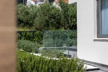 Family Villa Retreat with Pool, Kaštel Stari