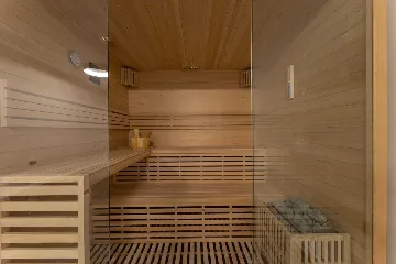 Family Villa Retreat with Pool, Kaštel Stari