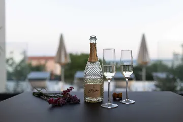 Family Villa Retreat with Pool, Kaštel Stari