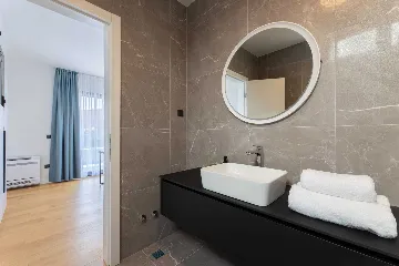 Family Villa Retreat with Pool, Kaštel Stari