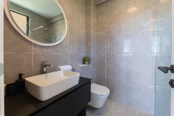 Family Villa Retreat with Pool, Kaštel Stari