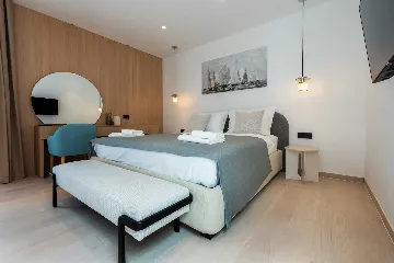 Modern Seaside Villa with Pool in Baška Voda