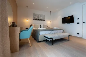 Modern Seaside Villa with Pool in Baška Voda