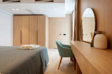 Modern Seaside Villa with Pool in Baška Voda