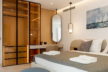 Modern Seaside Villa with Pool in Baška Voda