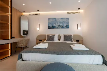 Modern Seaside Villa with Pool in Baška Voda