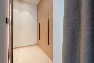 Modern Seaside Villa with Pool in Baška Voda