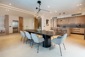 Modern Seaside Villa with Pool in Baška Voda