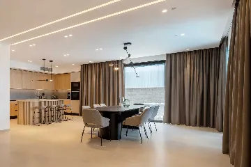 Modern Seaside Villa with Pool in Baška Voda