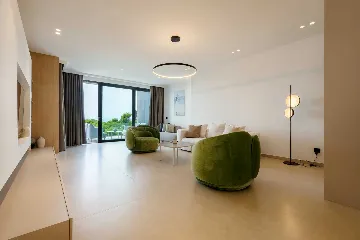 Modern Seaside Villa with Pool in Baška Voda