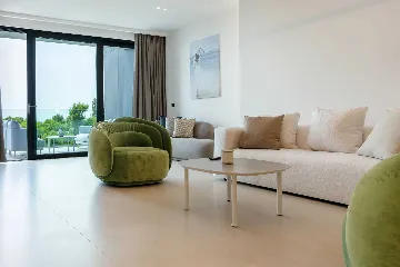 Modern Seaside Villa with Pool in Baška Voda