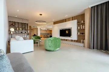 Modern Seaside Villa with Pool in Baška Voda