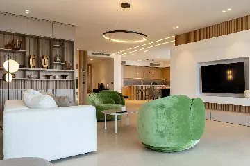 Modern Seaside Villa with Pool in Baška Voda