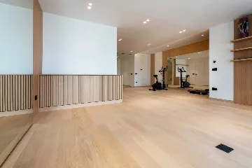 Modern Seaside Villa with Pool in Baška Voda