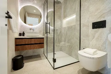 Modern Seaside Villa with Pool in Baška Voda