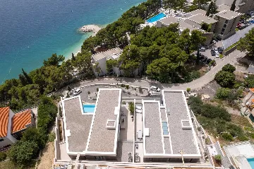 Modern Seaside Villa with Pool in Baška Voda