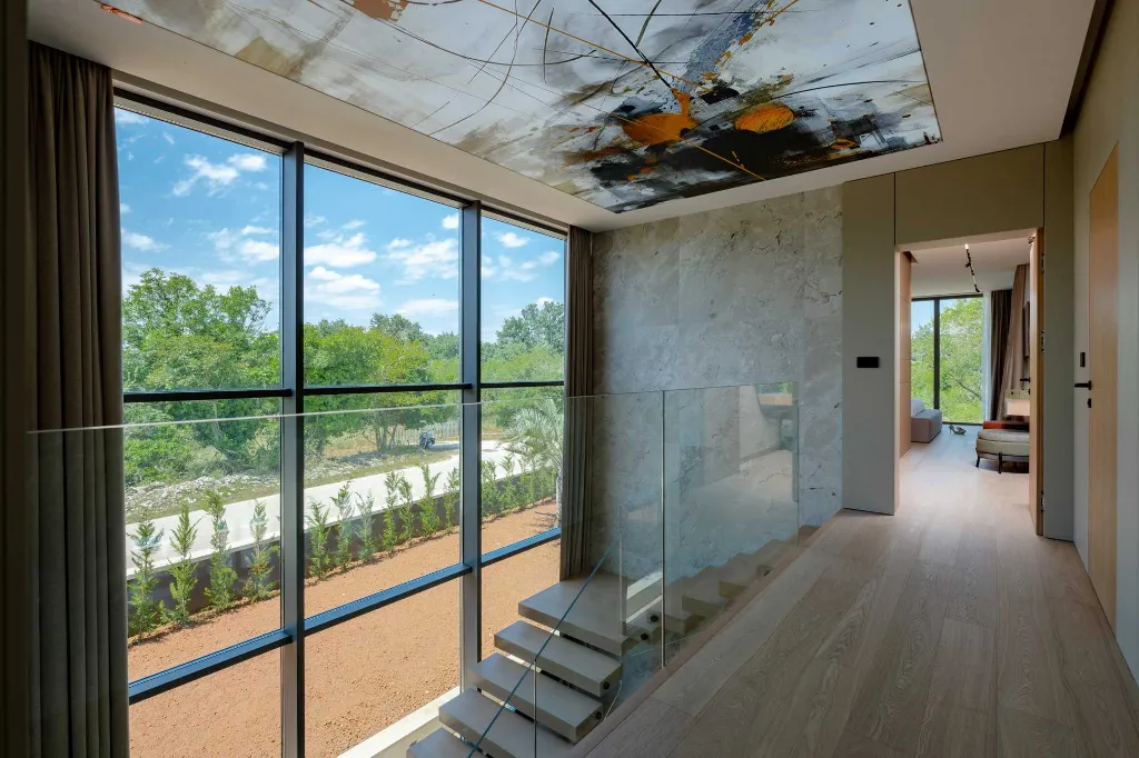Contemporary Villa Retreat with Pool in Krnica