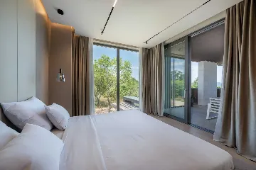 Contemporary Villa Retreat with Pool in Krnica