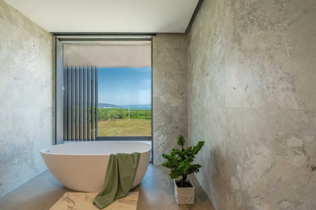 Contemporary Villa Retreat with Pool in Krnica