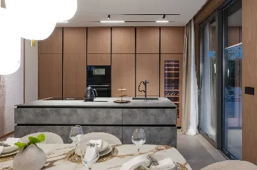 Contemporary Villa Retreat with Pool in Krnica