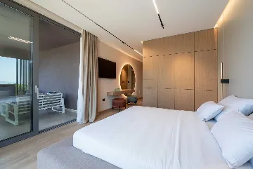 Contemporary Villa Retreat with Pool in Krnica