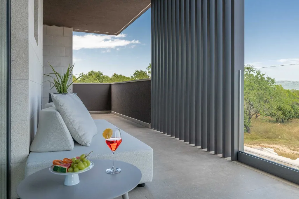 Contemporary Villa Retreat with Pool in Krnica