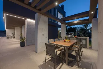 Contemporary Villa Retreat with Pool in Krnica