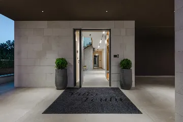 Contemporary Villa Retreat with Pool in Krnica