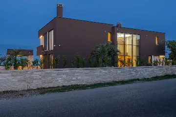 Contemporary Villa Retreat with Pool in Krnica