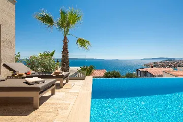 Modern Family Villa with Pool in Okrug Gornji