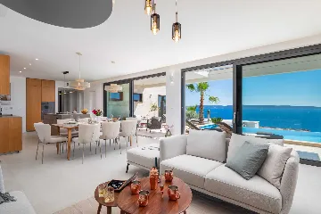 Modern Family Villa with Pool in Okrug Gornji