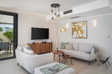 Modern Family Villa with Pool in Okrug Gornji