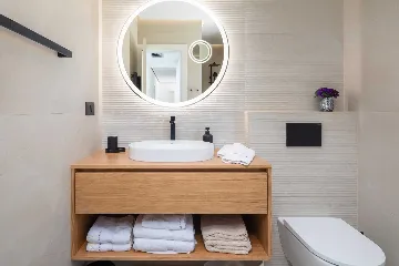 Modern Family Villa with Pool in Okrug Gornji