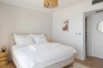 Modern Family Villa with Pool in Okrug Gornji