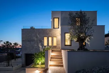 Modern Family Villa with Pool in Okrug Gornji