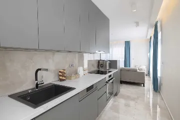 Modern Villa with Heated Pool and Jacuzzi, Makarska