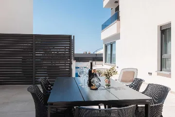 Modern Family Villa with Pool in Makarska