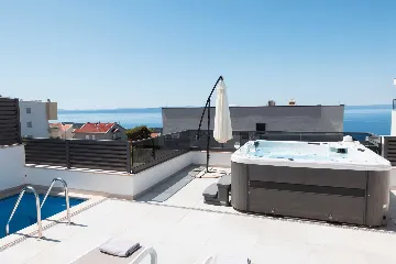 Modern Family Villa with Pool in Makarska