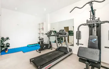 Modern Family Villa with Pool in Makarska