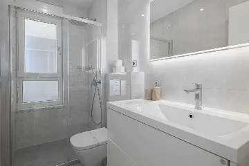 Modern Family Villa with Pool in Makarska