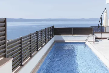 Contemporary Villa with Heated Pool in Makarska