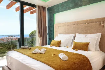 Contemporary Villa with Five Baths in Primošten