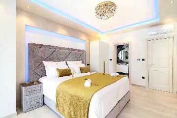 Contemporary Villa with Five Baths in Primošten