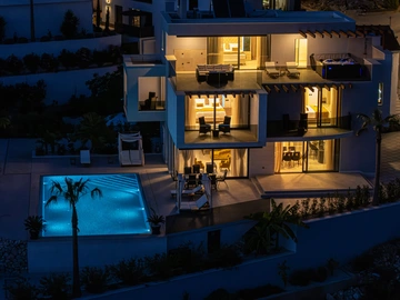 Contemporary Villa with Five Baths in Primošten