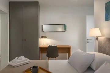 Modern 4-Bedroom Villa with Heated Pool, Splitska