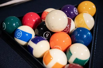 Modern 4-Bedroom Villa with Heated Pool, Splitska